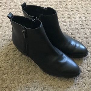 Never Worn CHAPS BLACK BOOTIES